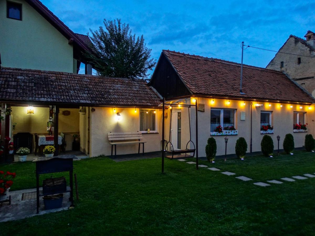 Casa Joy Villa Rîşnov Exterior foto